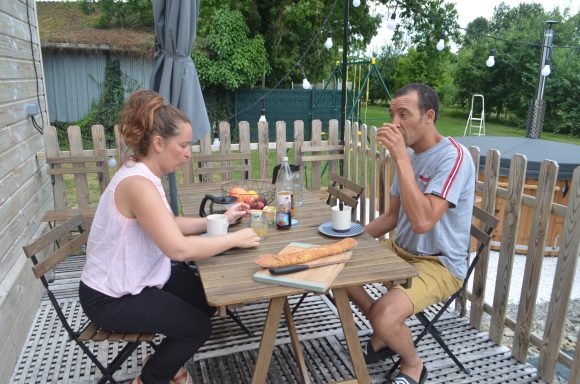 petit déjeuner en terrasse